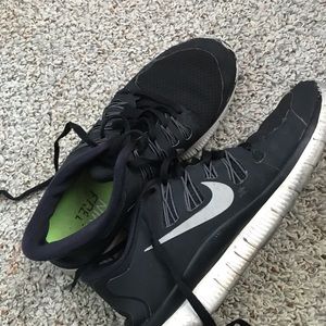 Nike tennis shoes
